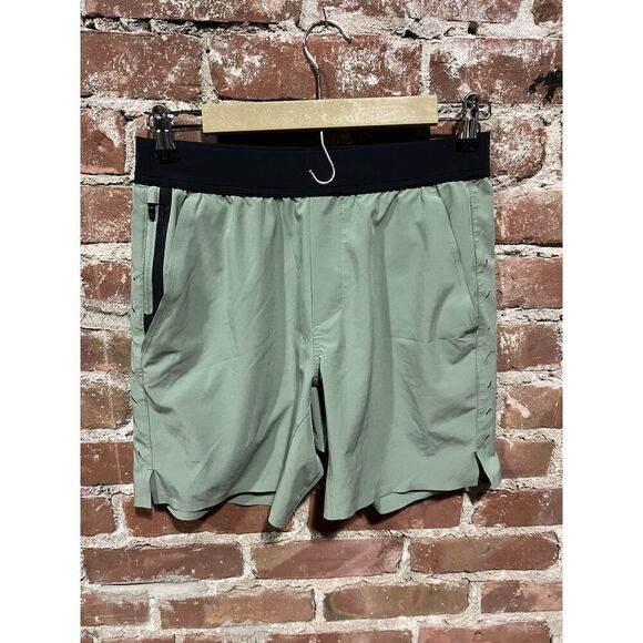 Ten Thousand Interval Shorts Men Small Green 7" Performance Athletic - Picture 1 of 4